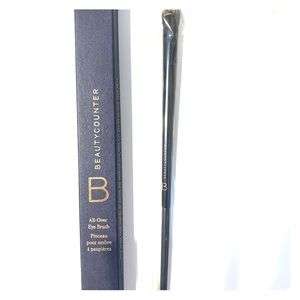 Beautycounter All Over Eye Brush